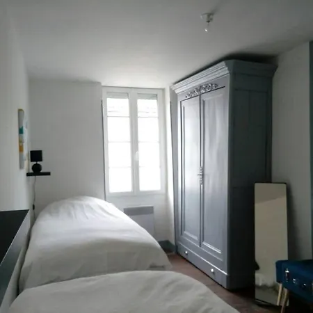 Maison Contemporaine Et Calme, A Virazeil. 度假居 Virazeil